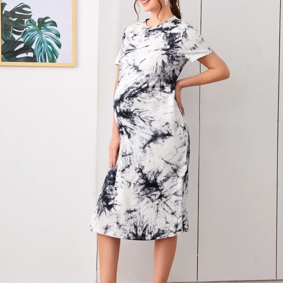 MATERNITY tie dye side slit short sleeve midi dres - Picture 3 of 6